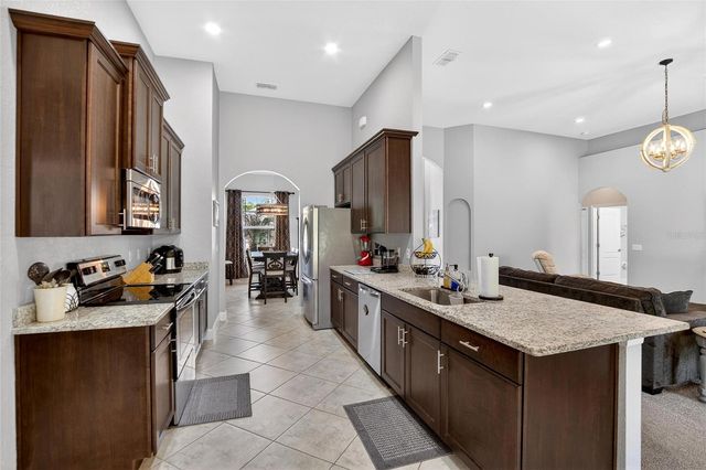 2334 CREEKS CROSSING DRIVE, Lakeland, FL 33810