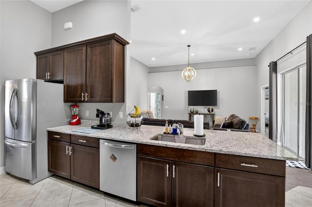 2334 CREEKS CROSSING DRIVE, Lakeland, FL 33810