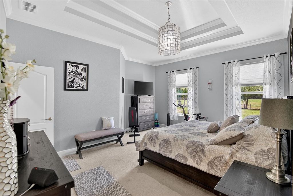 Image 40 of property listing at 2334 CREEKS CROSSING DRIVE, Lakeland, FL 33810