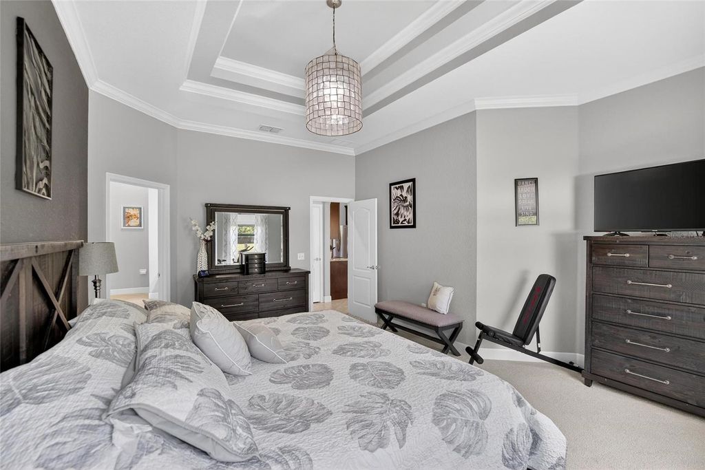 Image 42 of property listing at 2334 CREEKS CROSSING DRIVE, Lakeland, FL 33810