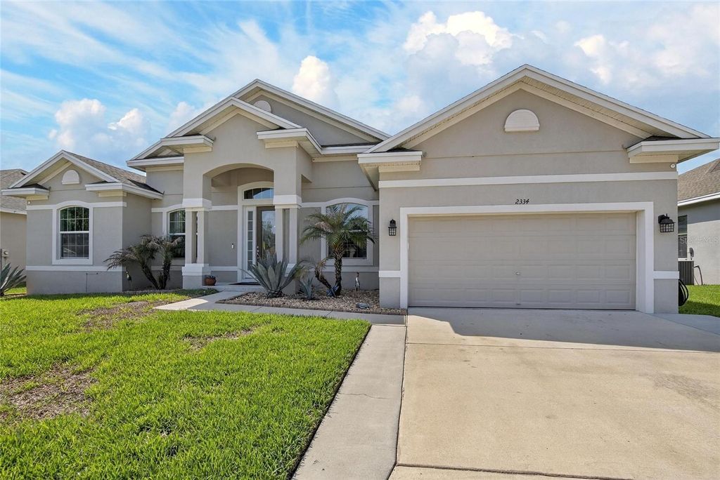 Image 68 of property listing at 2334 CREEKS CROSSING DRIVE, Lakeland, FL 33810