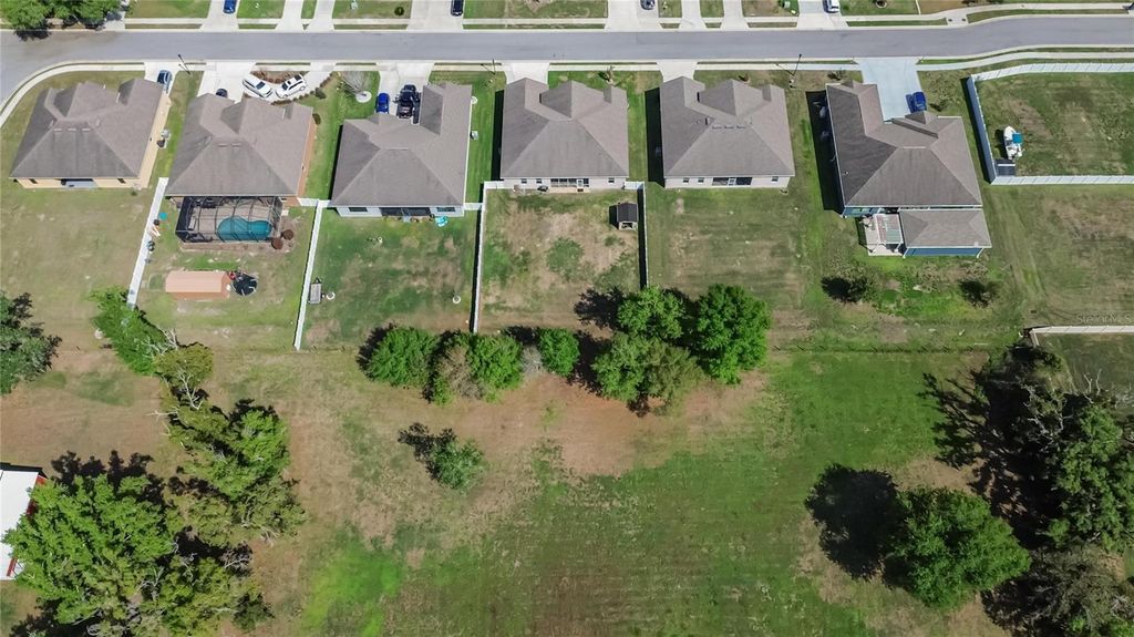 Image 85 of property listing at 2334 CREEKS CROSSING DRIVE, Lakeland, FL 33810