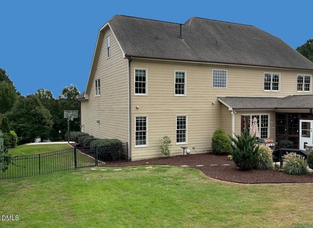 520 Hallburg Court, Wake Forest, NC 27587