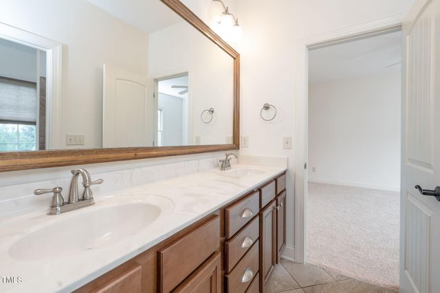 520 Hallburg Court, Wake Forest, NC 27587