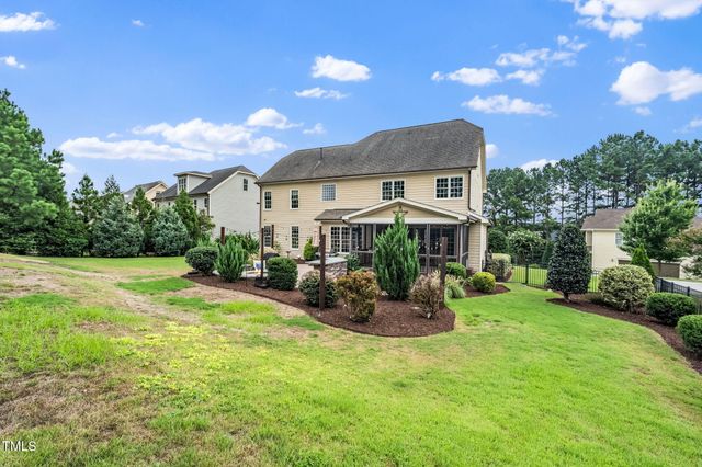 520 Hallburg Court, Wake Forest, NC 27587