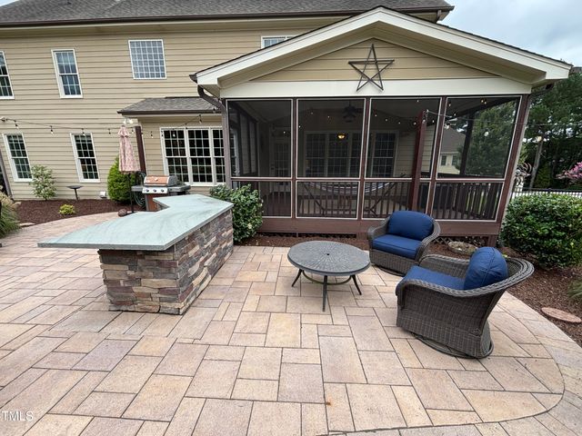 520 Hallburg Court, Wake Forest, NC 27587