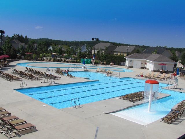 520 Hallburg Court, Wake Forest, NC 27587