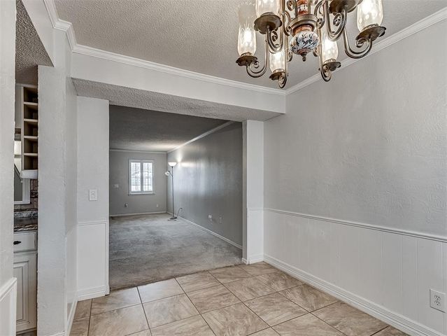 11437 N May Avenue, Oklahoma City, OK 73120