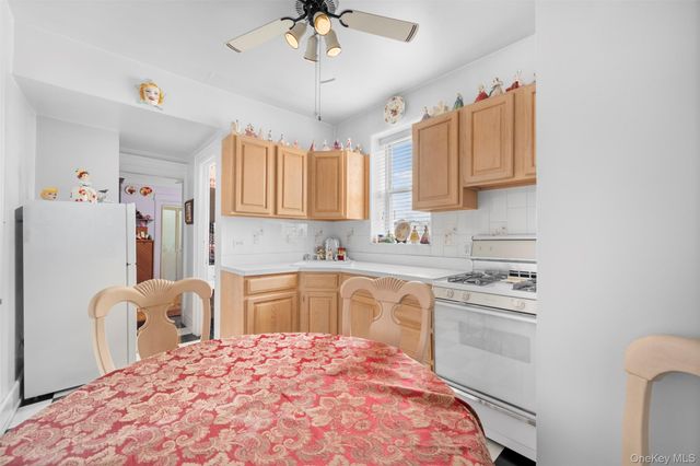 31-72 44th Street, Astoria, NY 11103