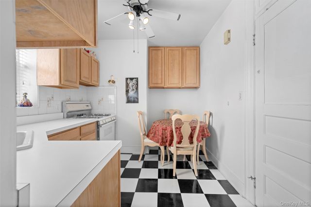 31-72 44th Street, Astoria, NY 11103