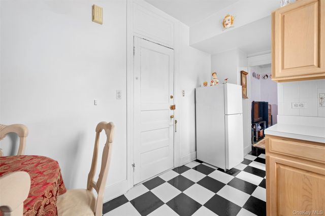 31-72 44th Street, Astoria, NY 11103