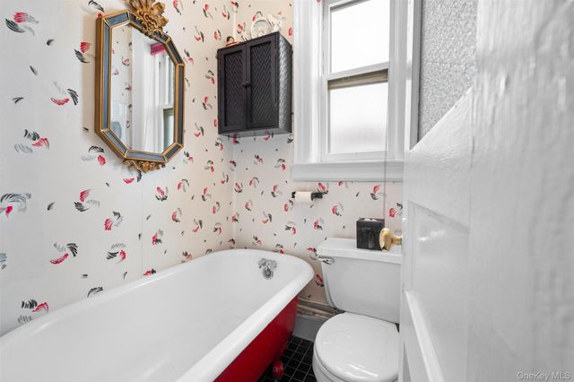 31-72 44th Street, Astoria, NY 11103