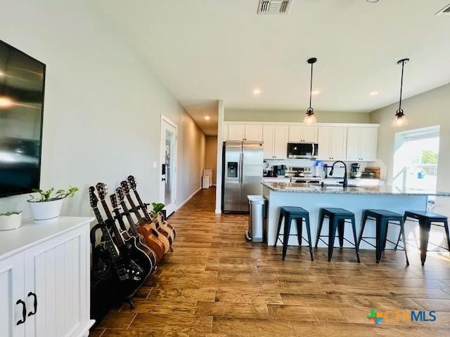 2824 W Harrison Avenue, Port O'connor, TX 77982