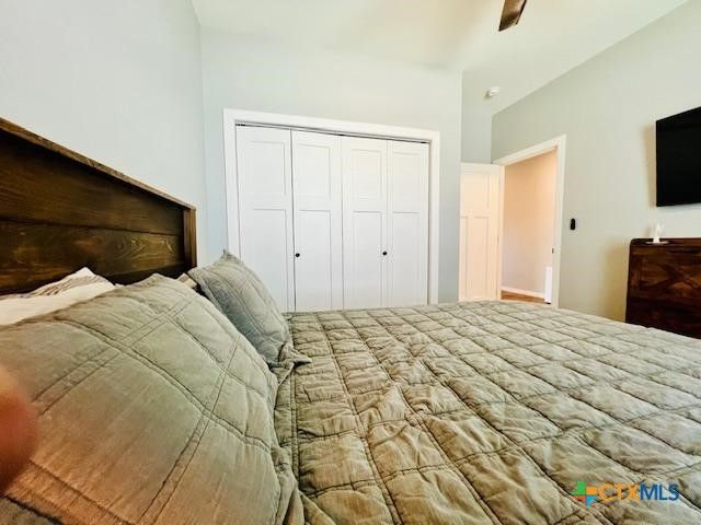 2824 W Harrison Avenue, Port O'connor, TX 77982