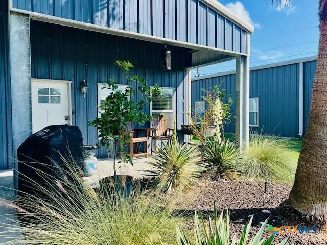 2824 W Harrison Avenue, Port O'connor, TX 77982