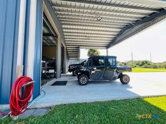 2824 W Harrison Avenue, Port O'connor, TX 77982