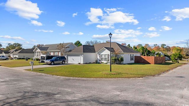 2902 Silver Leaf Circle, Loris, SC 29569