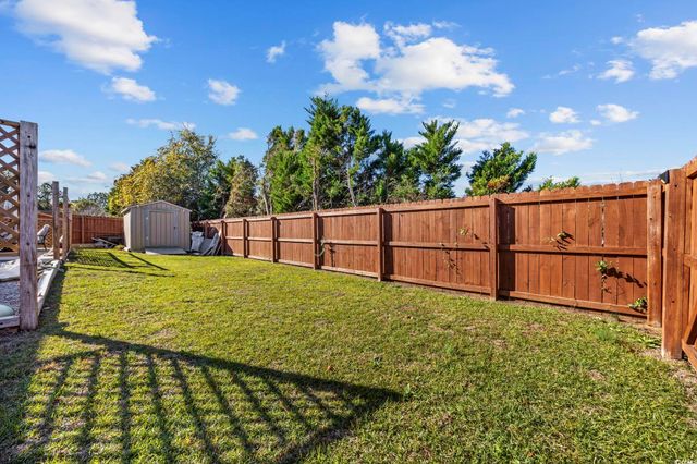 2902 Silver Leaf Circle, Loris, SC 29569