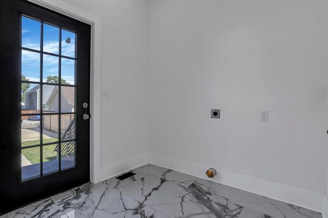 1038 Franklin Avenue, Columbus, OH 43205