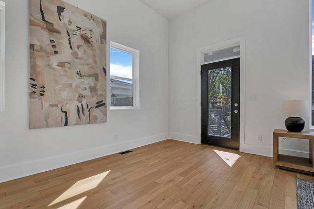 1038 Franklin Avenue, Columbus, OH 43205