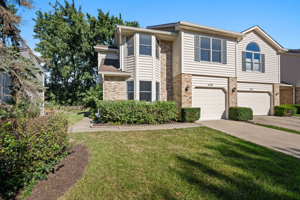 1119 Dickens Avenue, Naperville, IL 60563 — photo 2
