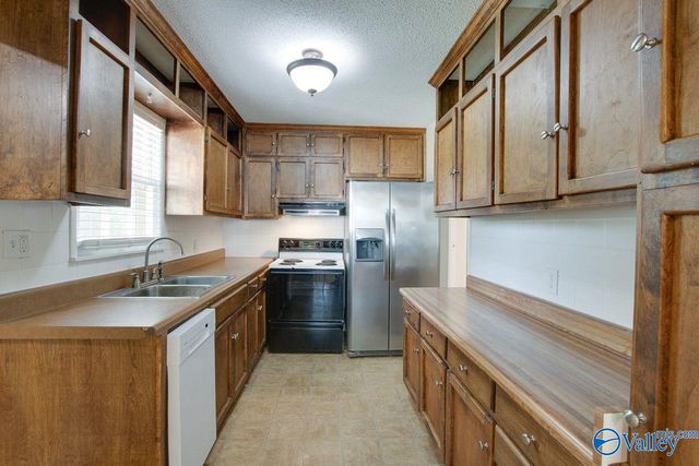 1830 Oakwood Avenue, Huntsville, AL 35811