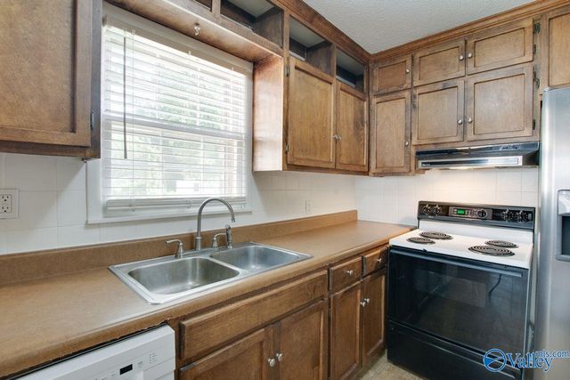 1830 Oakwood Avenue, Huntsville, AL 35811