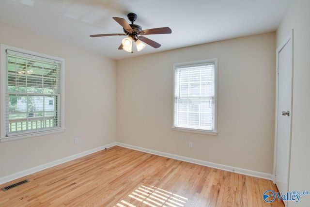 1830 Oakwood Avenue, Huntsville, AL 35811
