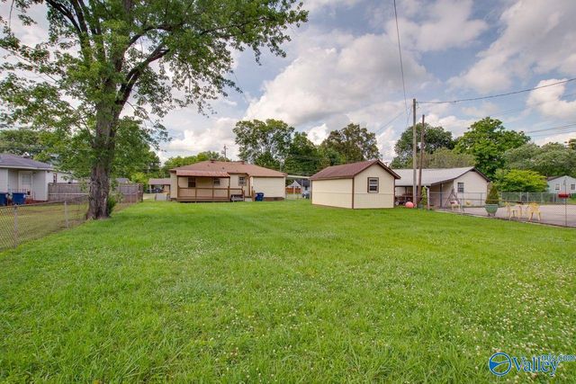 1830 Oakwood Avenue, Huntsville, AL 35811