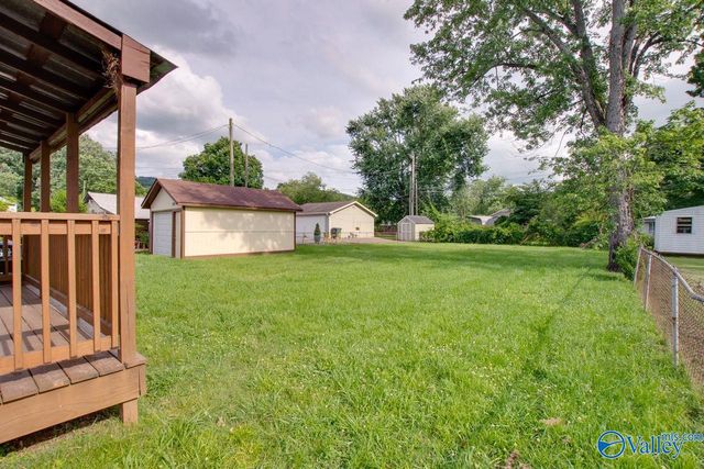 1830 Oakwood Avenue, Huntsville, AL 35811