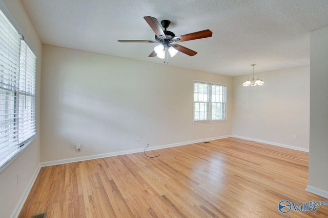 1830 Oakwood Avenue, Huntsville, AL 35811