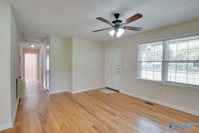1830 Oakwood Avenue, Huntsville, AL 35811