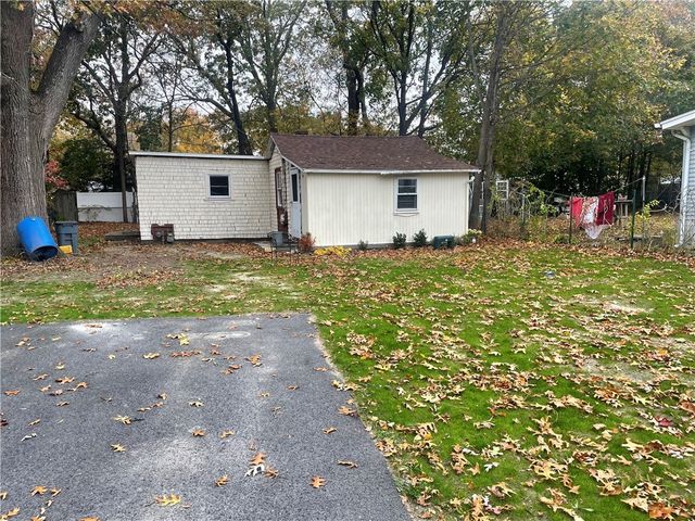 165 Canfield Avenue, Warwick, RI 02889