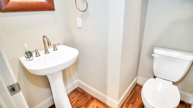 1611 Silver Street, Houston, TX 77007
