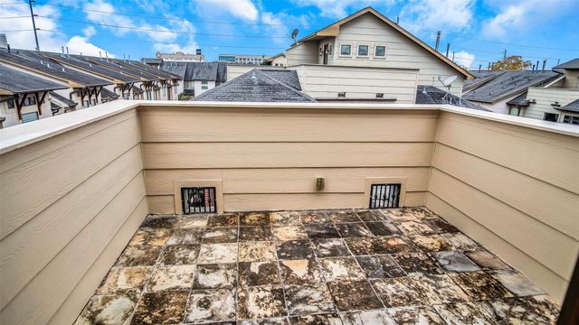 1611 Silver Street, Houston, TX 77007