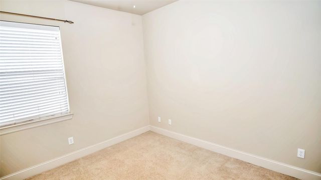 1611 Silver Street, Houston, TX 77007