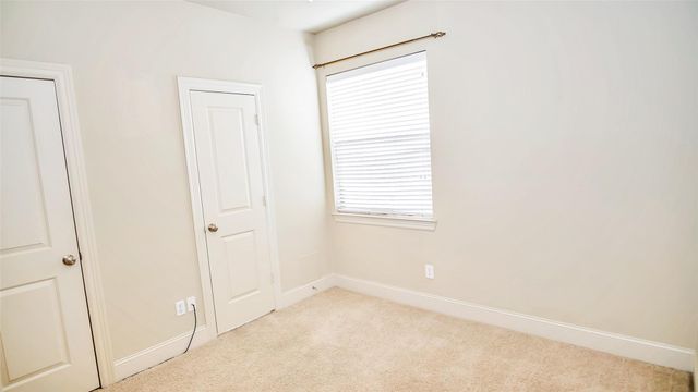 1611 Silver Street, Houston, TX 77007