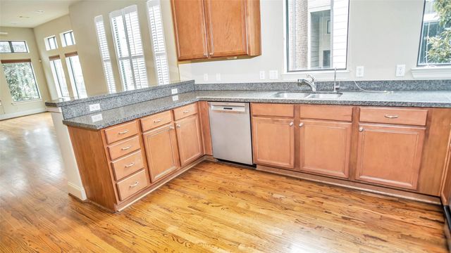 1611 Silver Street, Houston, TX 77007