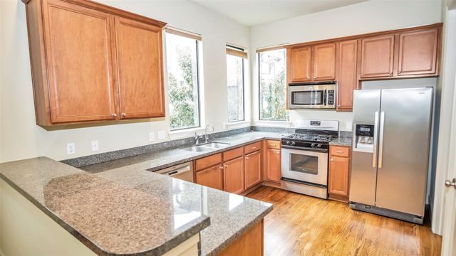 1611 Silver Street, Houston, TX 77007