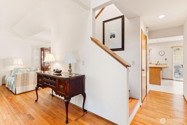 782 NW Apple Blossom Loop, Bremerton, WA 98311