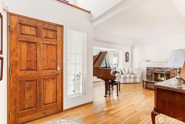 782 NW Apple Blossom Loop, Bremerton, WA 98311