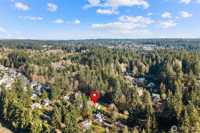 782 NW Apple Blossom Loop, Bremerton, WA 98311