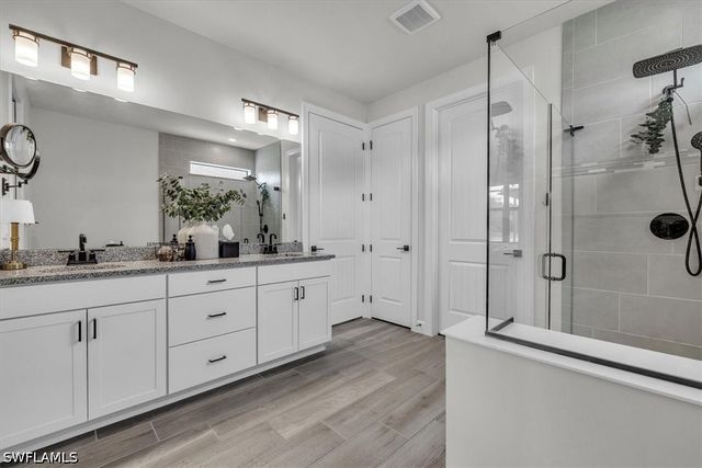 2937 Sagittaria LN, Alva, FL 33920
