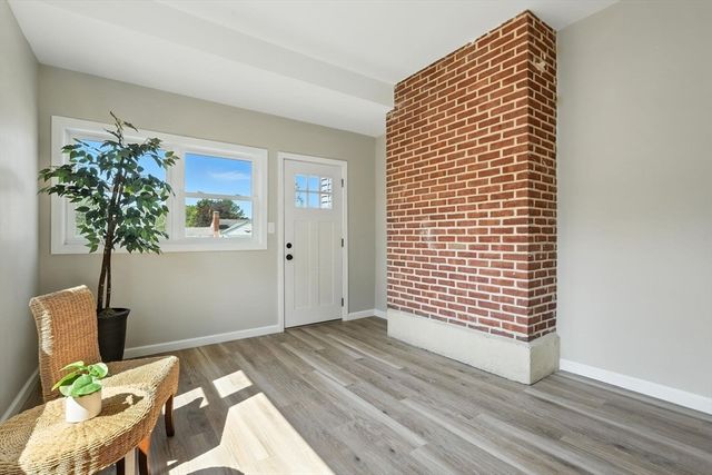 117 Croyden Ter, Springfield, MA 01104