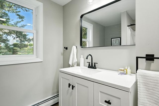 117 Croyden Ter, Springfield, MA 01104