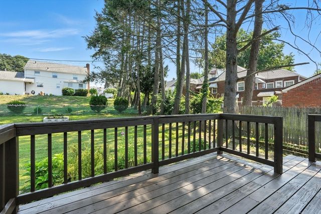 117 Croyden Ter, Springfield, MA 01104