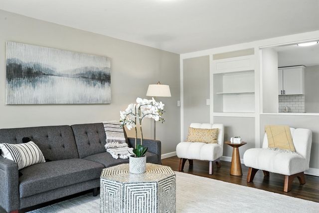 117 Croyden Ter, Springfield, MA 01104