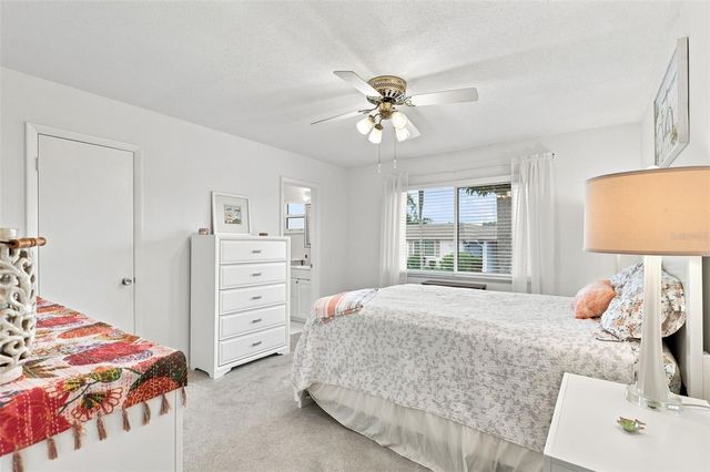 2407 RIVERBLUFF PARKWAY V-226, Sarasota, FL 34231