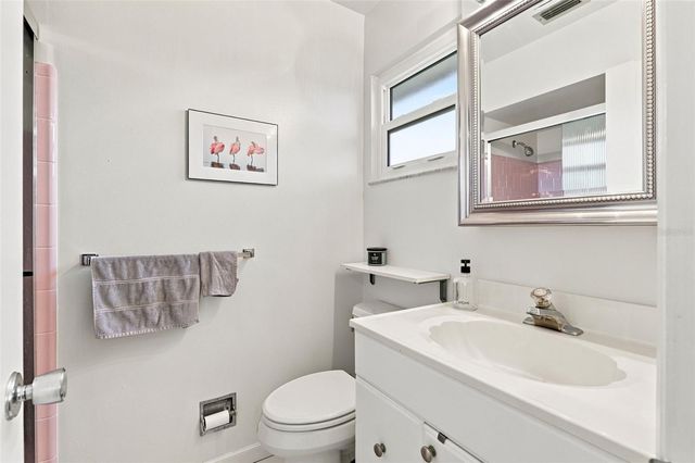 2407 RIVERBLUFF PARKWAY V-226, Sarasota, FL 34231