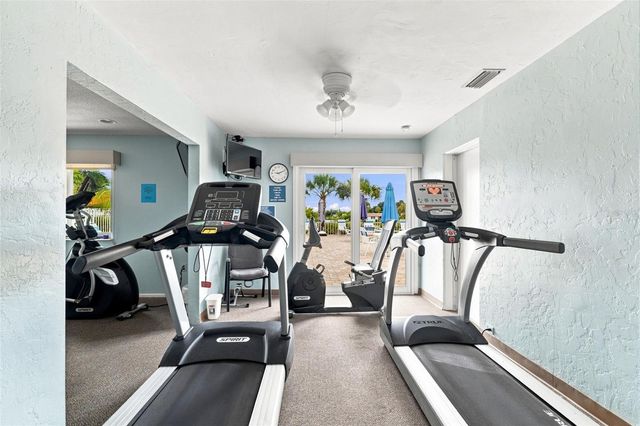 2407 RIVERBLUFF PARKWAY V-226, Sarasota, FL 34231